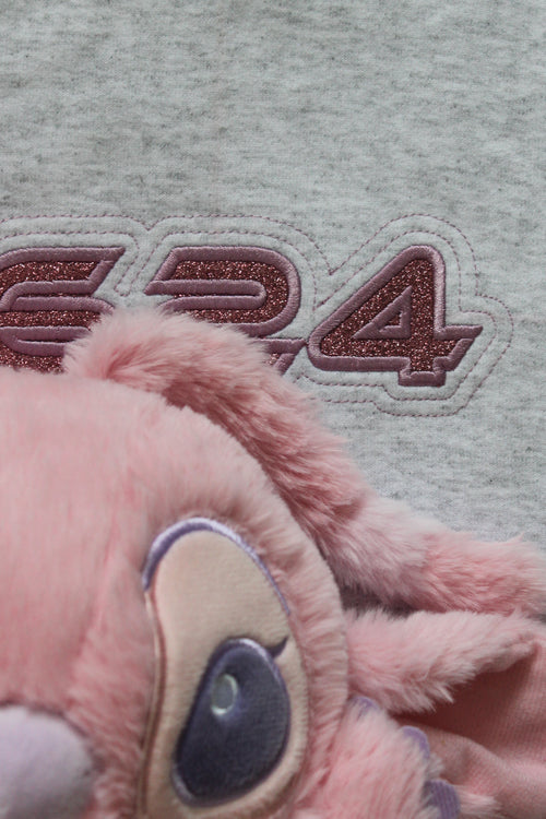 624